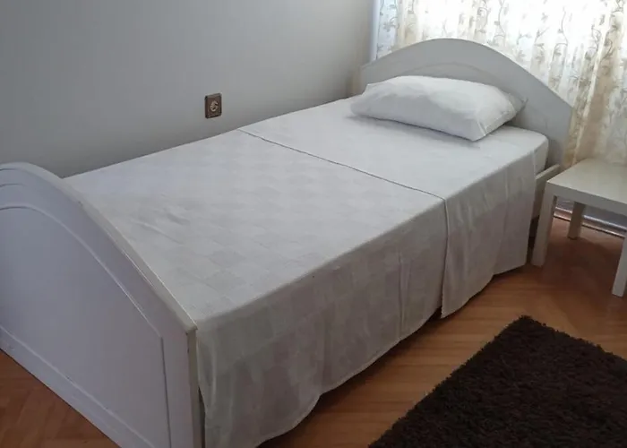 Huzurlu Ve Doga Ile Icice Villa